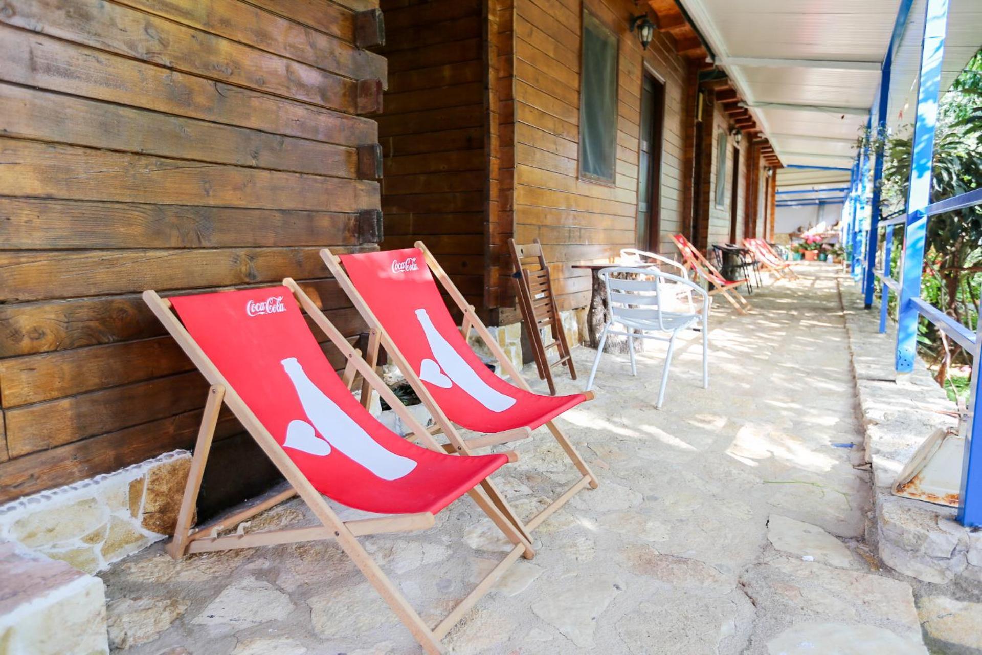 Motel Holiwood Himarë Exterior foto